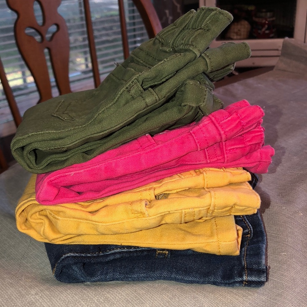 BABY JEANS